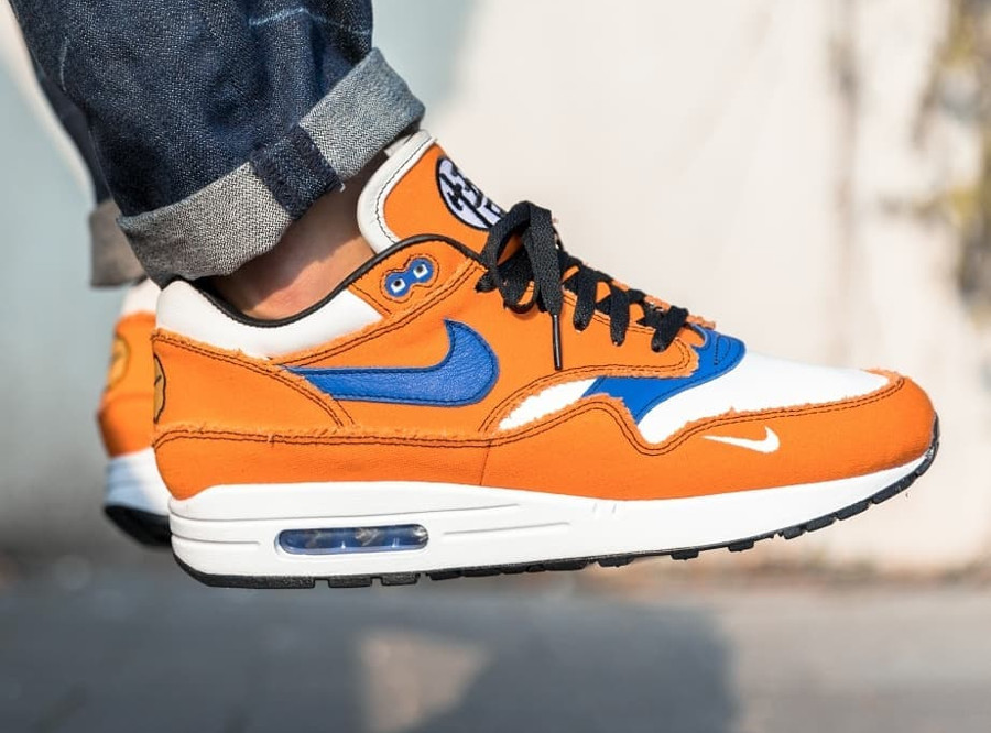 air-max-1-bespoke-mini-swoosh-songoku-on-feet (2)