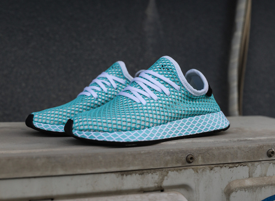 Review : Adidas Deerupt Runner Parley Blue Spirit (plastique recyclé)