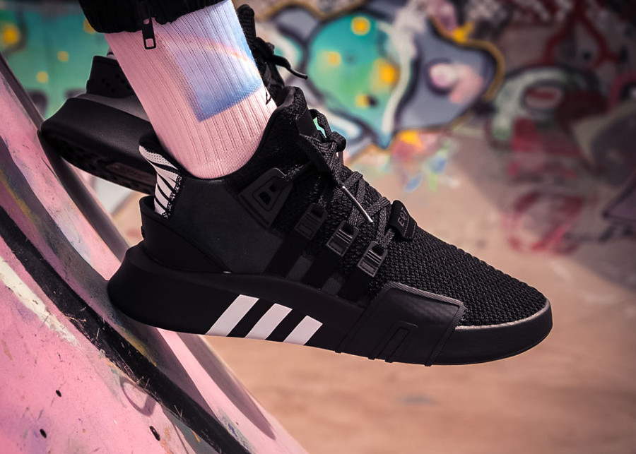 Afzonderlijk Doorweekt niemand Review] Où trouver la Adidas EQT Bask ADV Mid Noire Black Blue Tint ?