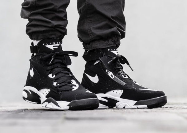 nike air maestro 2 on feet