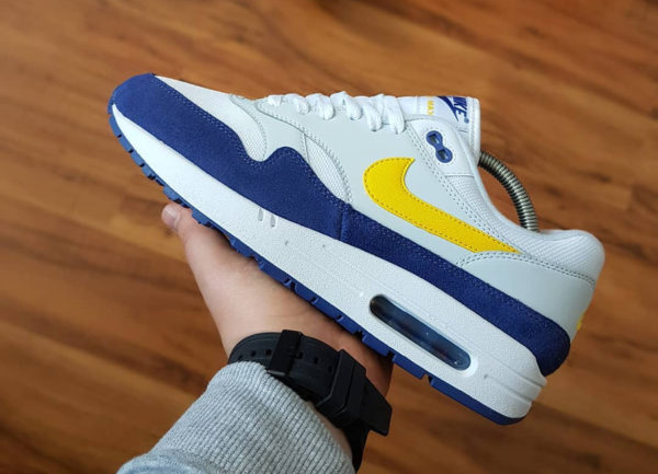 air max one blanche bleu