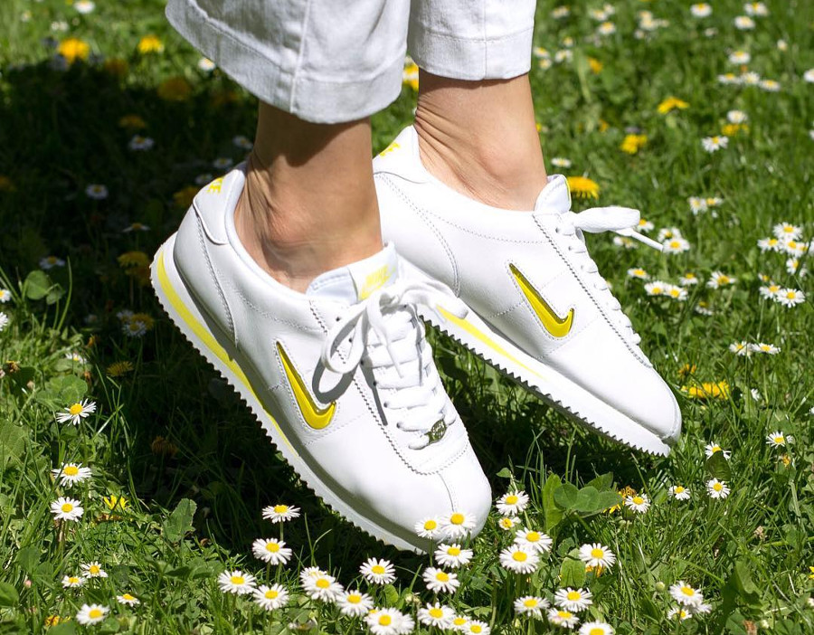 étnico Selección conjunta Puede ser calculado Review] Où trouver la Nike Cortez Basic Jewel '18 femme White Electrolime ?