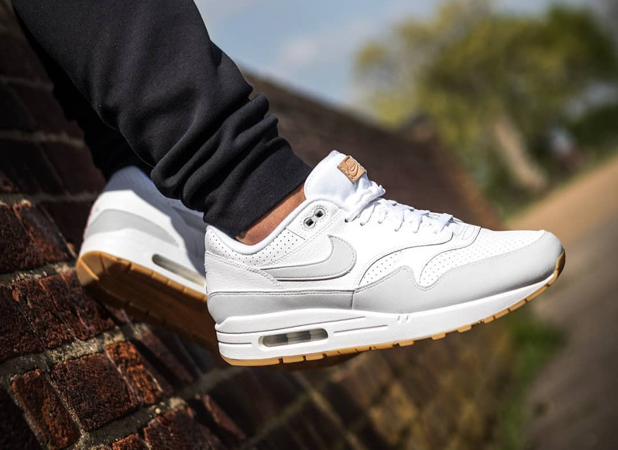 air max 1 white gum on feet