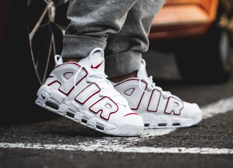 Nike uptempo rouge shop