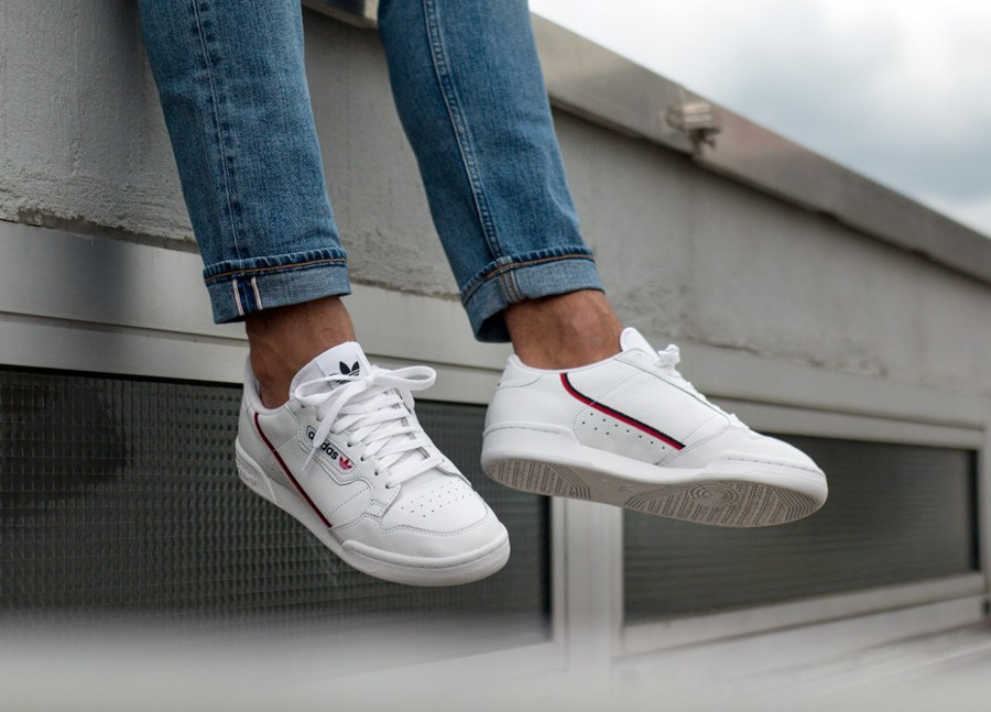 [Image: adidas-continental-80-white-scarlet-navy-B41674-1.jpg]