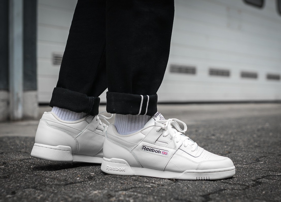 reebok workout plus mu chalk