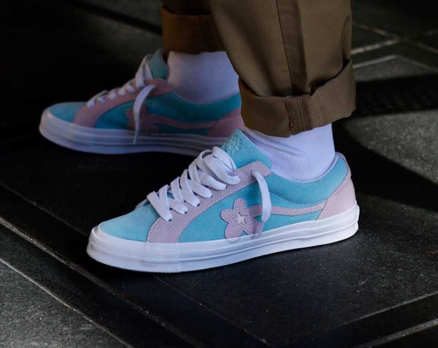 converse rose bleu