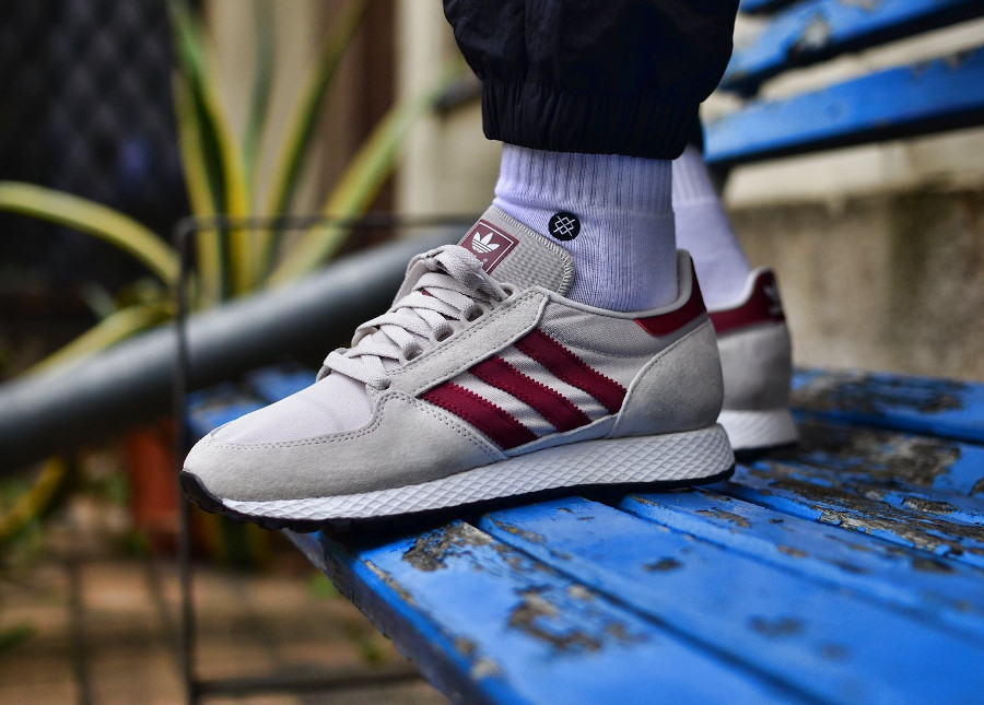 guide-des-achats-adidas-forest-grove-og-chalk-on-feet (4)