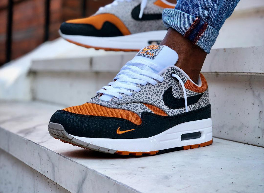 air max 1 safari size