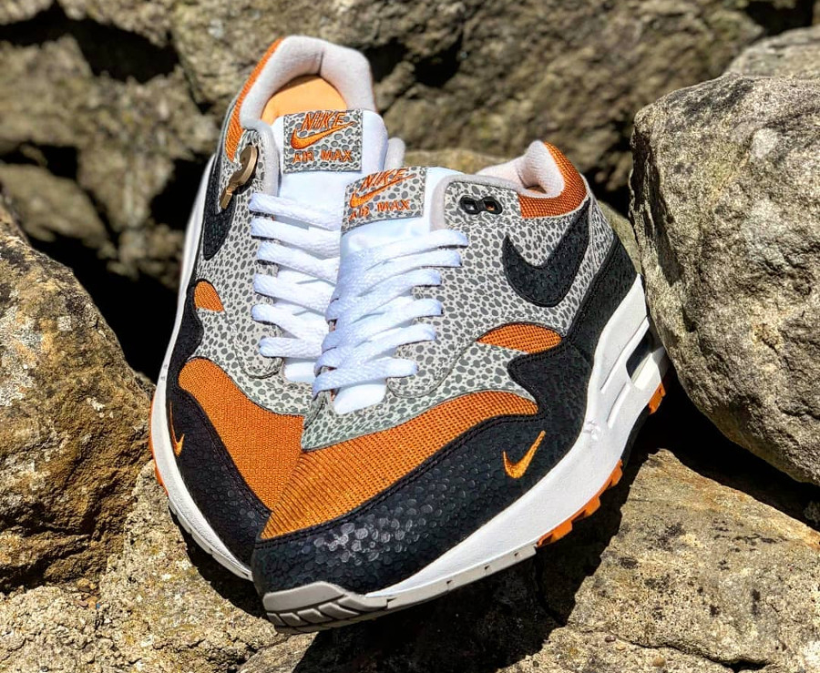 air max 1 safari size