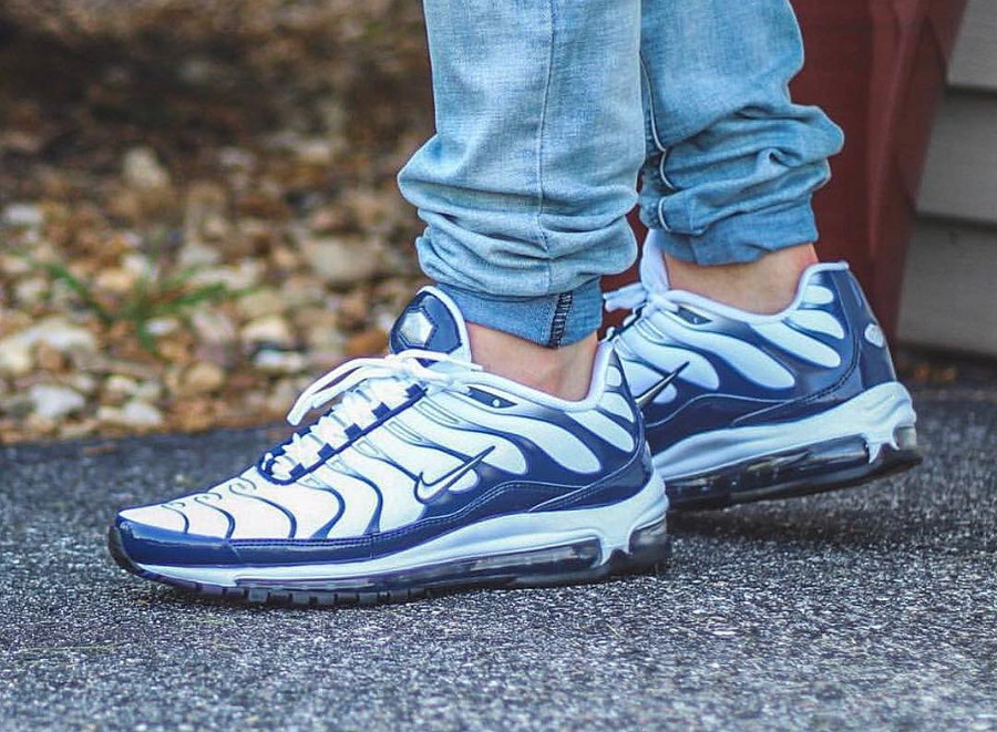 air max 97 plus white navy