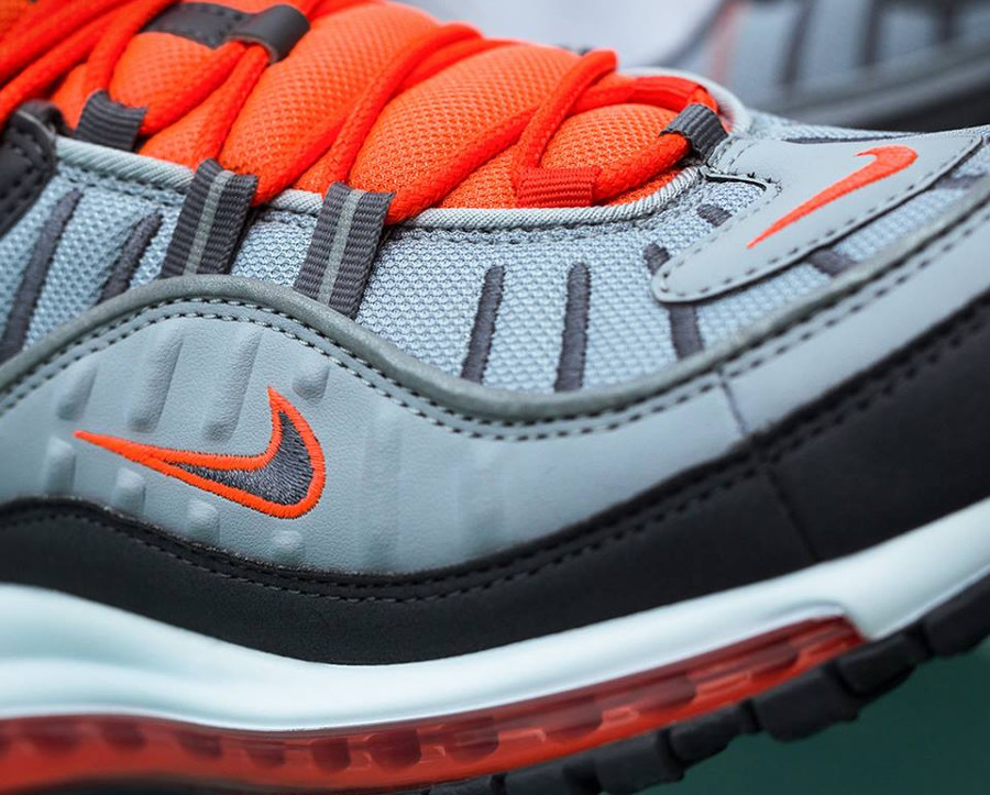 Nike orange et grise outlet