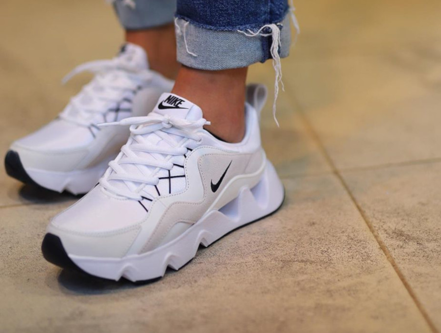 Nike RYZ 365 blanche pas cher