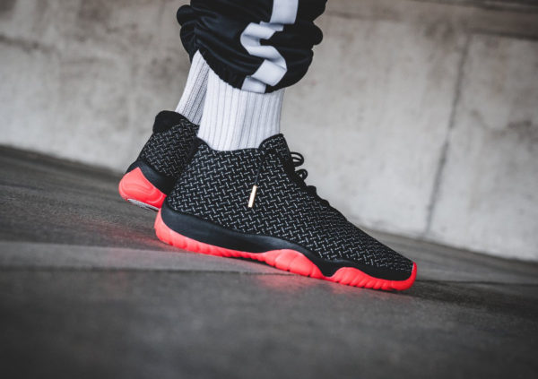 jordan future femme rouge