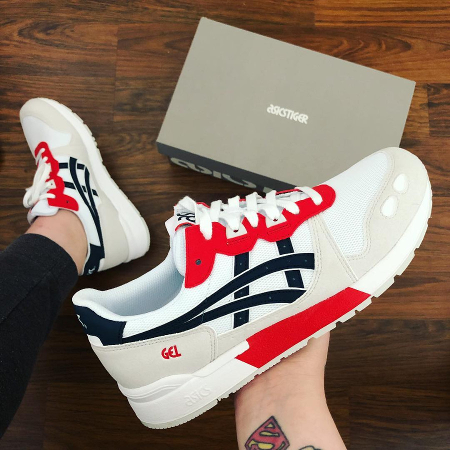 asics tiger gel lyte white white