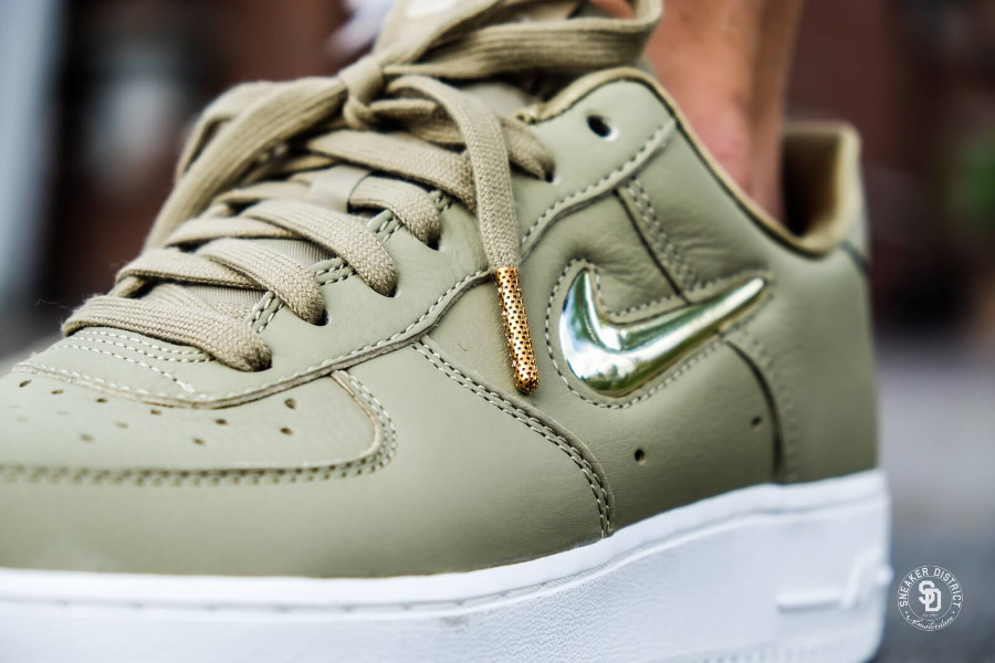 nike air force 1 07 premium lux