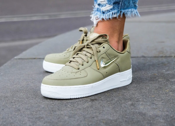 Nike Air Force 1 '07 PRM LX Neutral Olive Gold Jewel Swoosh