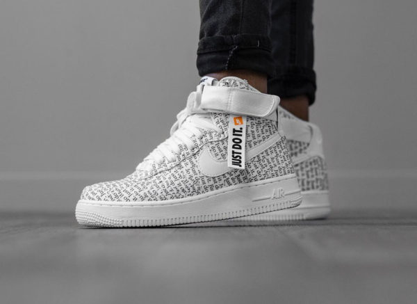 nike wmns air force 1 xx star studded white