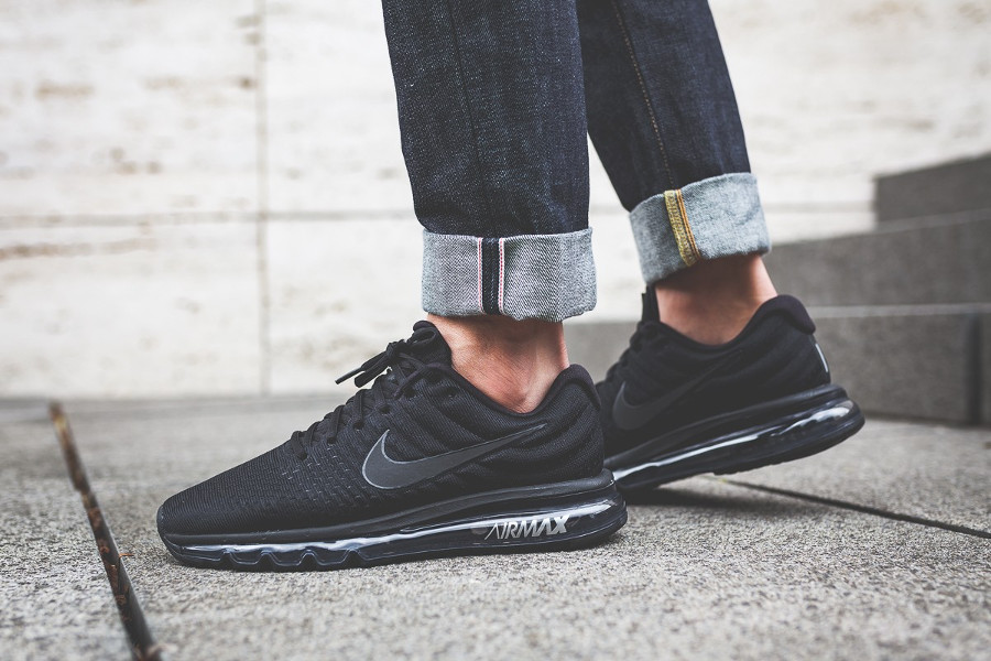 nike air max 2017 noir et blanc