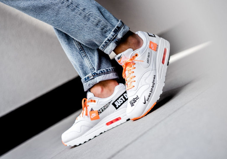 nike air max 1 se white orange