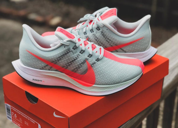 nike pegasus turbo rose