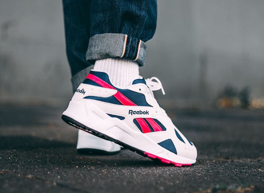 reebok aztrek og on feet