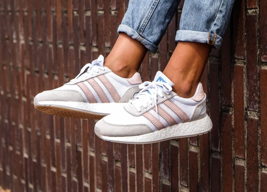 Comment acheter la Adidas Iniki I 5923 W Croc Icey Pink Crystal White