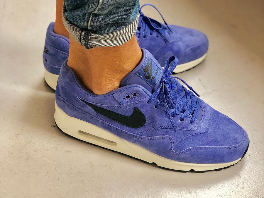 chaussure Nike Air Max 90/1 Violet Purple Basalt Suede