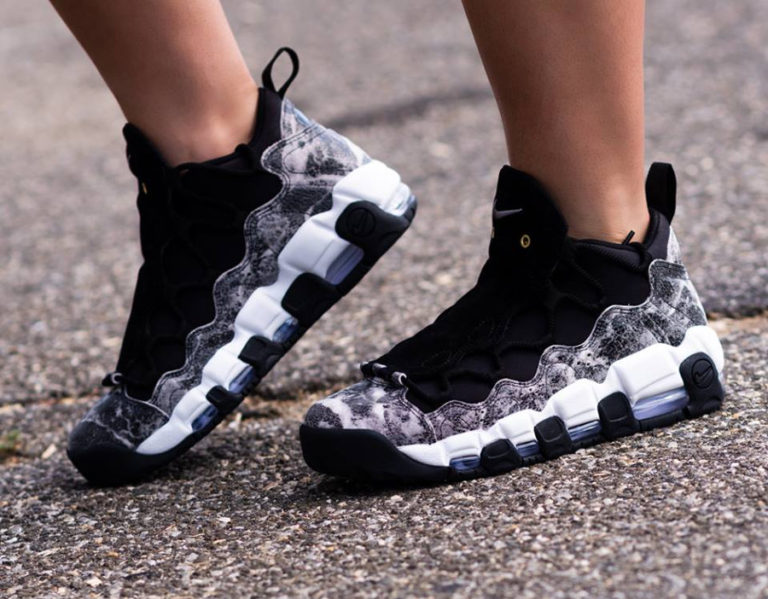 nike air more money noir