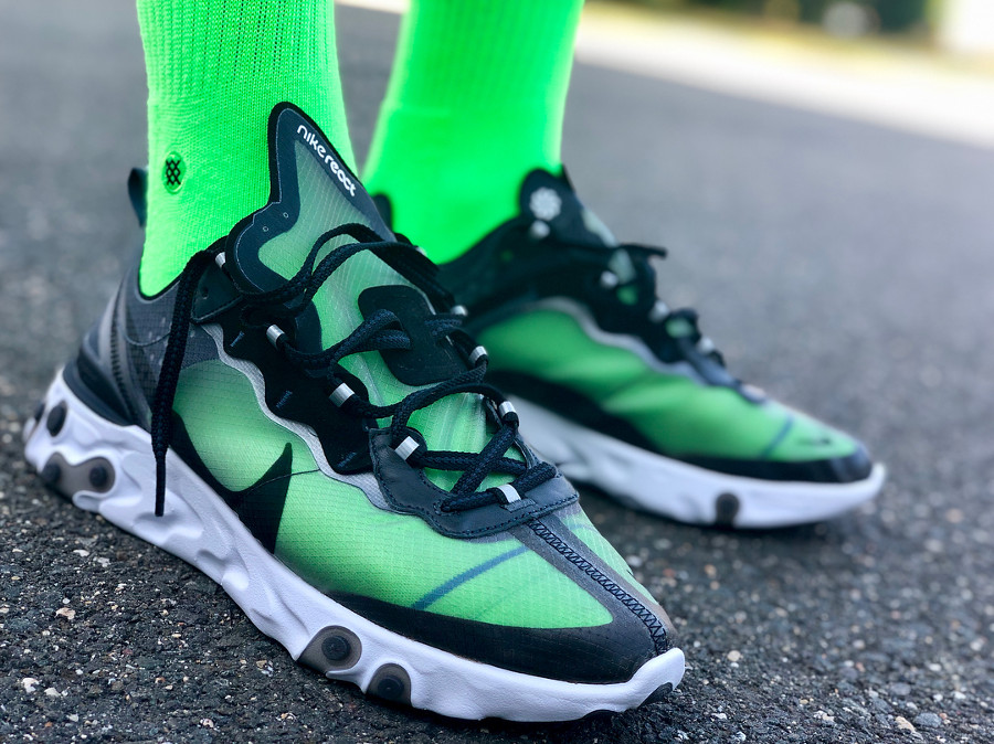 nike-react-element-87-anthracite-black-chaussettes-vert-fluo- @mikeykicks