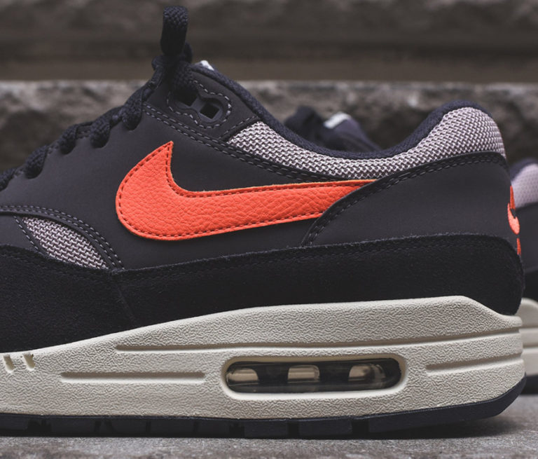 air max 1 oil grey wild mango