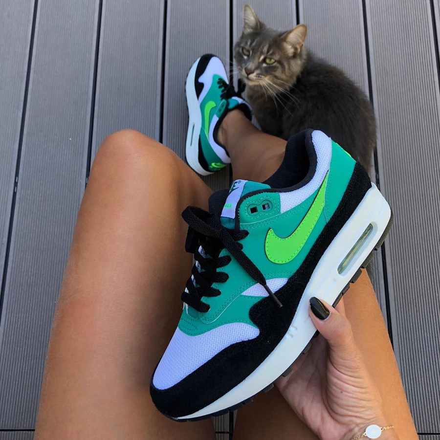 neptune green air max 1