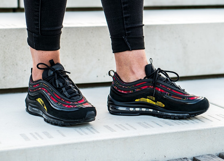 Que vaut la Nike Wmns Air Max 97 SE Suede 'Tartan Plaid Pack' ?