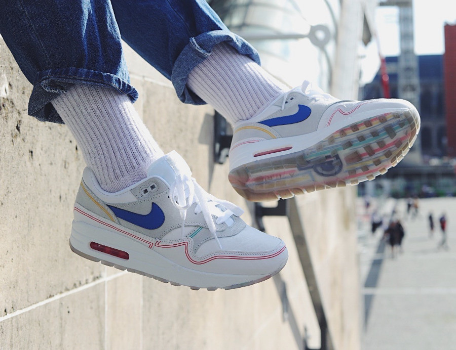 air max pompidou by day