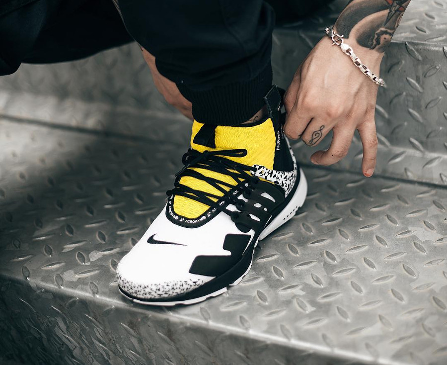 air presto mid acronym dynamic yellow on feet