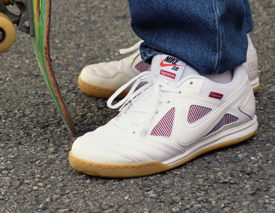 supreme x nike sb gato white