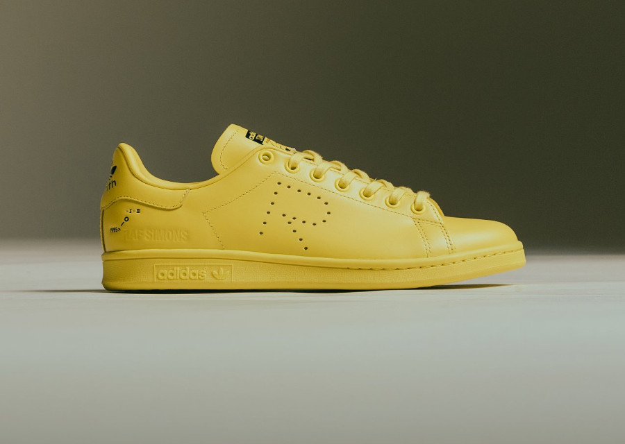 stan smith jaune fluo