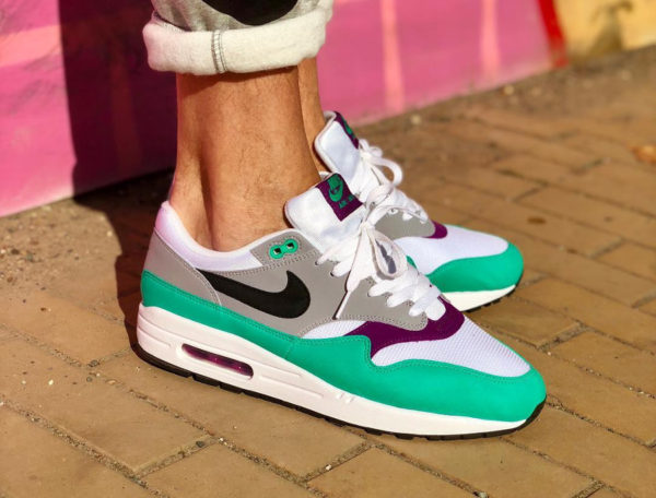 nike air max 1 bordeaux gris