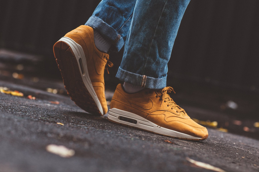 air max 1 premium wheat