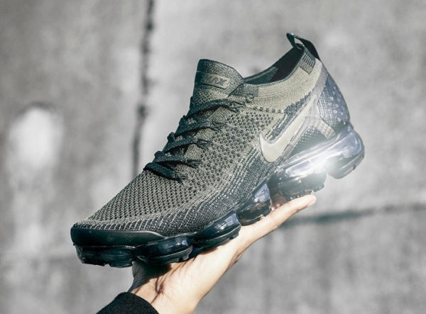 vapormax noir et vert