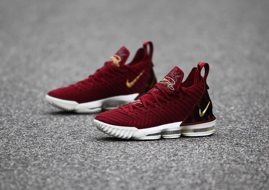 nike lebron 4 bordeaux