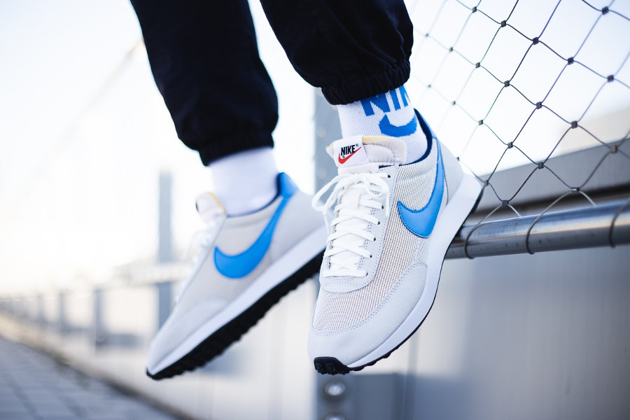 nike tailwind 79 on foot