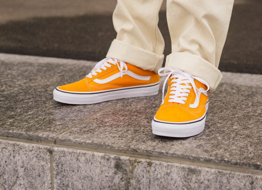 yellow vans on feet