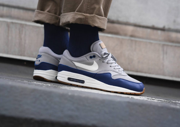 air max 1 deep royal blue