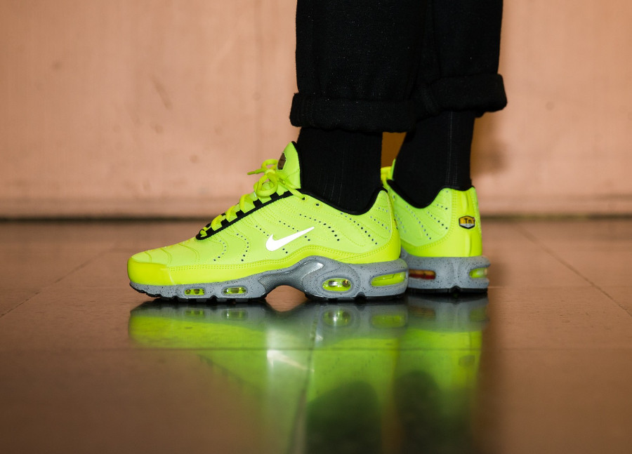 nike tn fluorescente