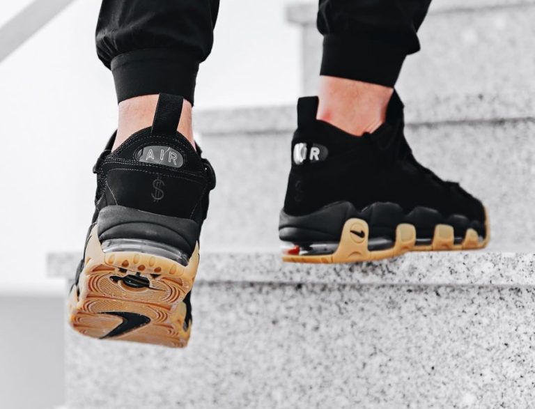 nike air more money noir