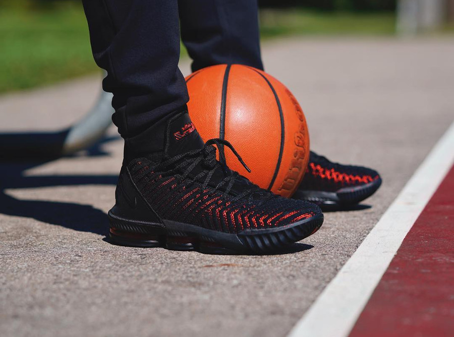 lebron 16s fresh bred