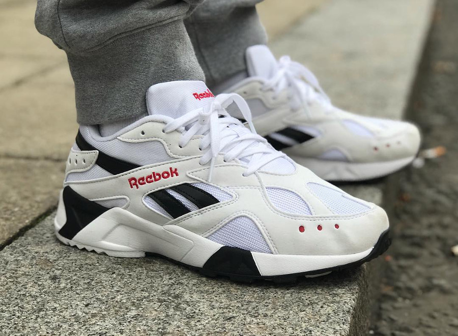 reebok aztrek blanc noir