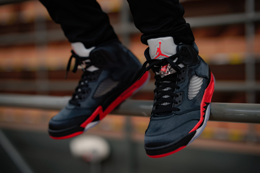 aj5 satin bred