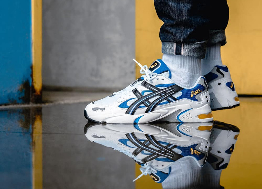 Asics-Gel-Kayano-5-OG-White-Black-Blue-Yellow-2018-on-feet